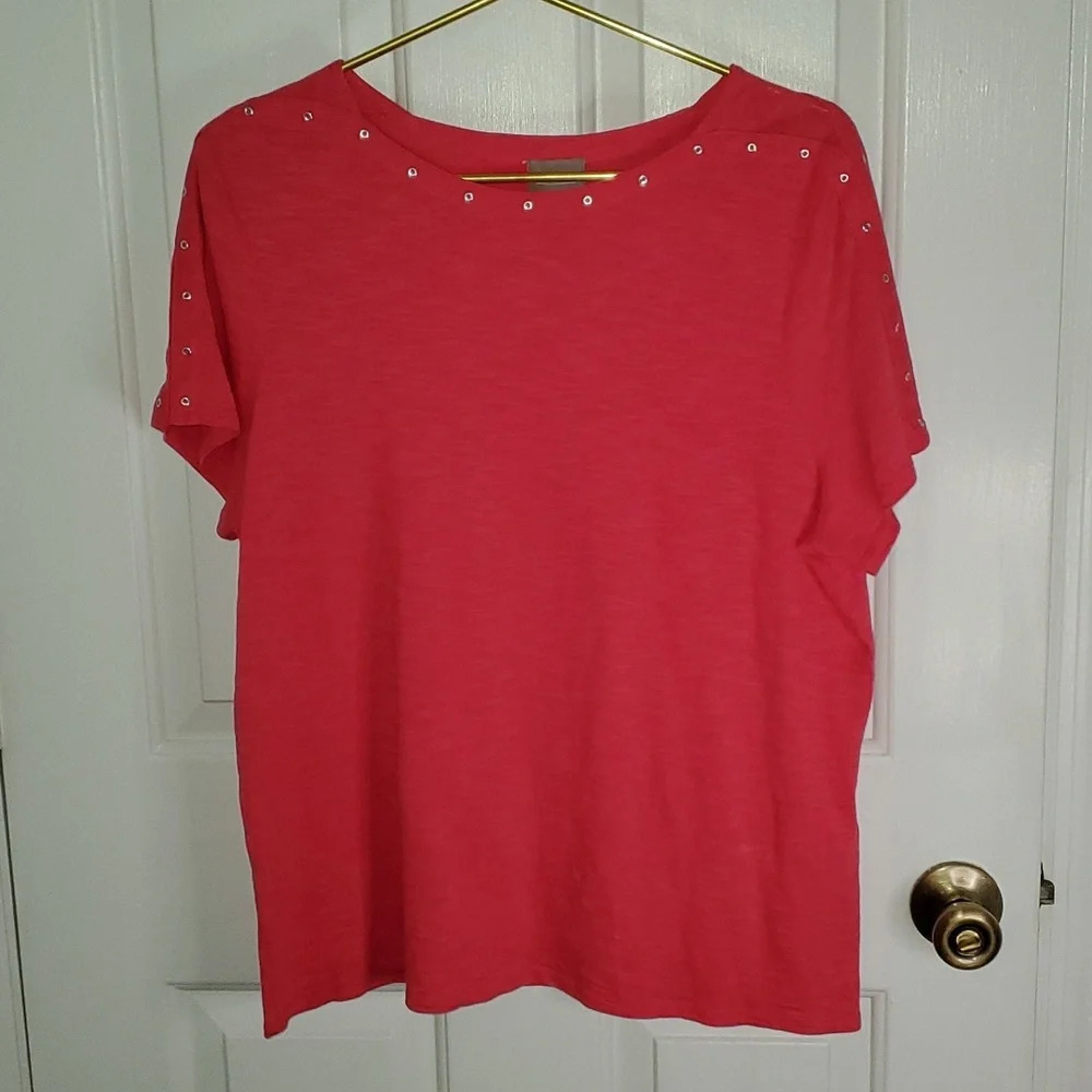 CHICO'S Crew Neck Womens Stretch Top with Silver Rivets and Cap Sleeves